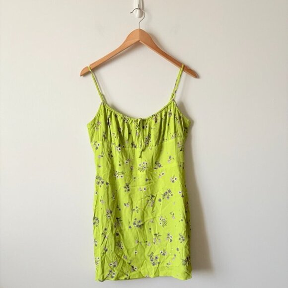 Aritzia Sunday Best Delilah Smocked Mini Dress Green Floral Size Large - Picture 3 of 6